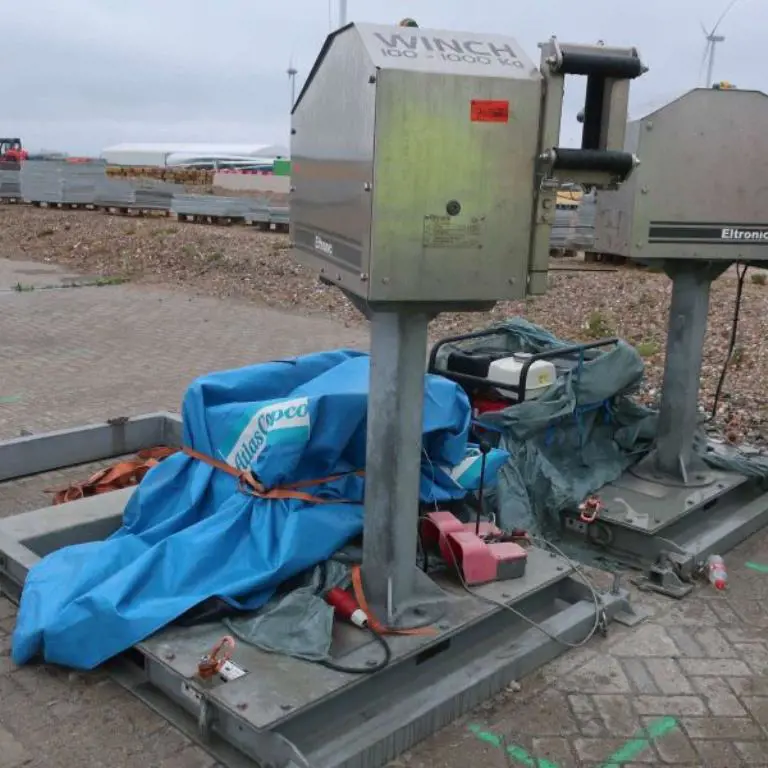 Capstan Winch (Left) (25330) Electronic Wind Solutions SWLL1000 kg