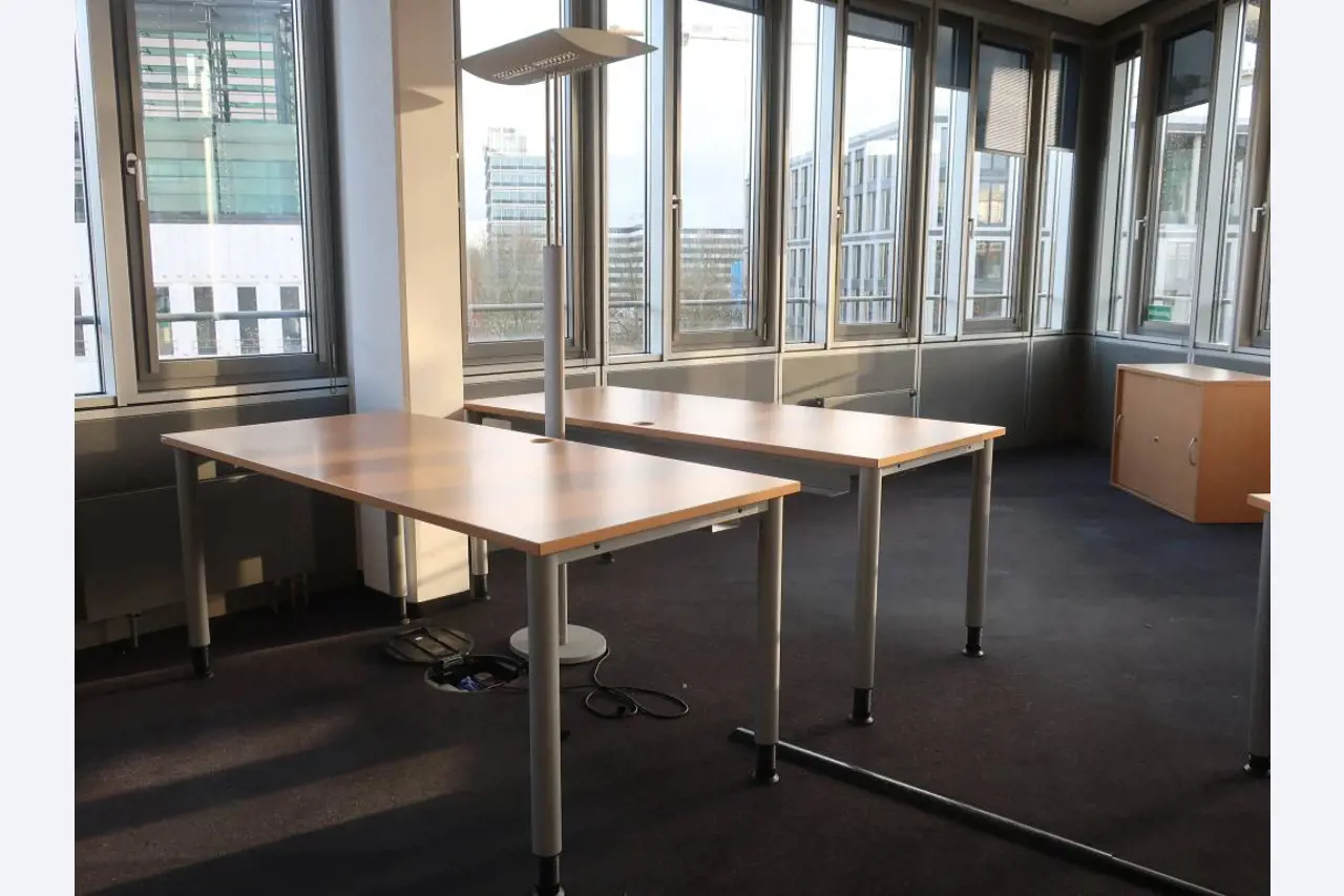 Sale of the no longer needed assets formerly used by an international manufacturer of wind turbines-1