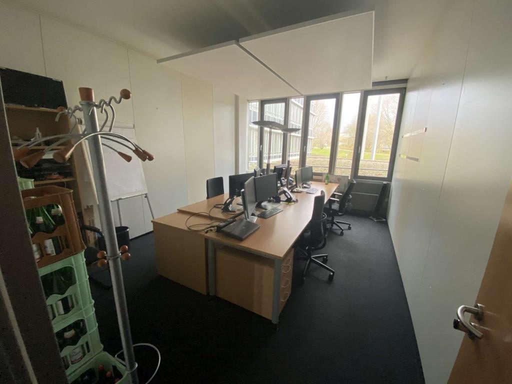 Sale of the no longer needed assets formerly used by an international manufacturer of wind turbines

-1