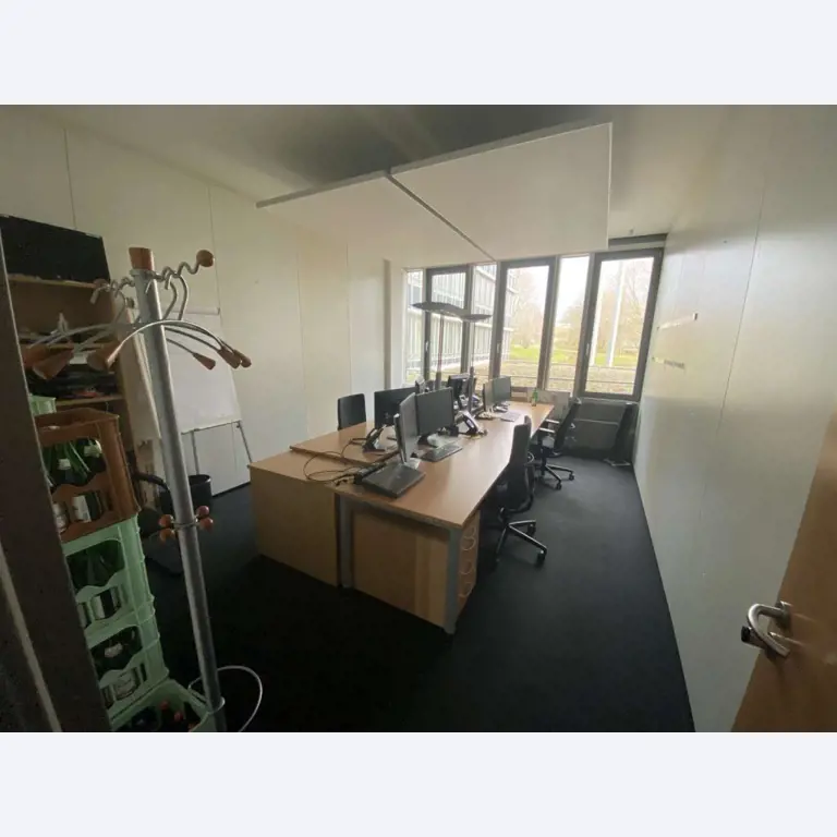 Sale of the no longer needed assets formerly used by an international manufacturer of wind turbines-1