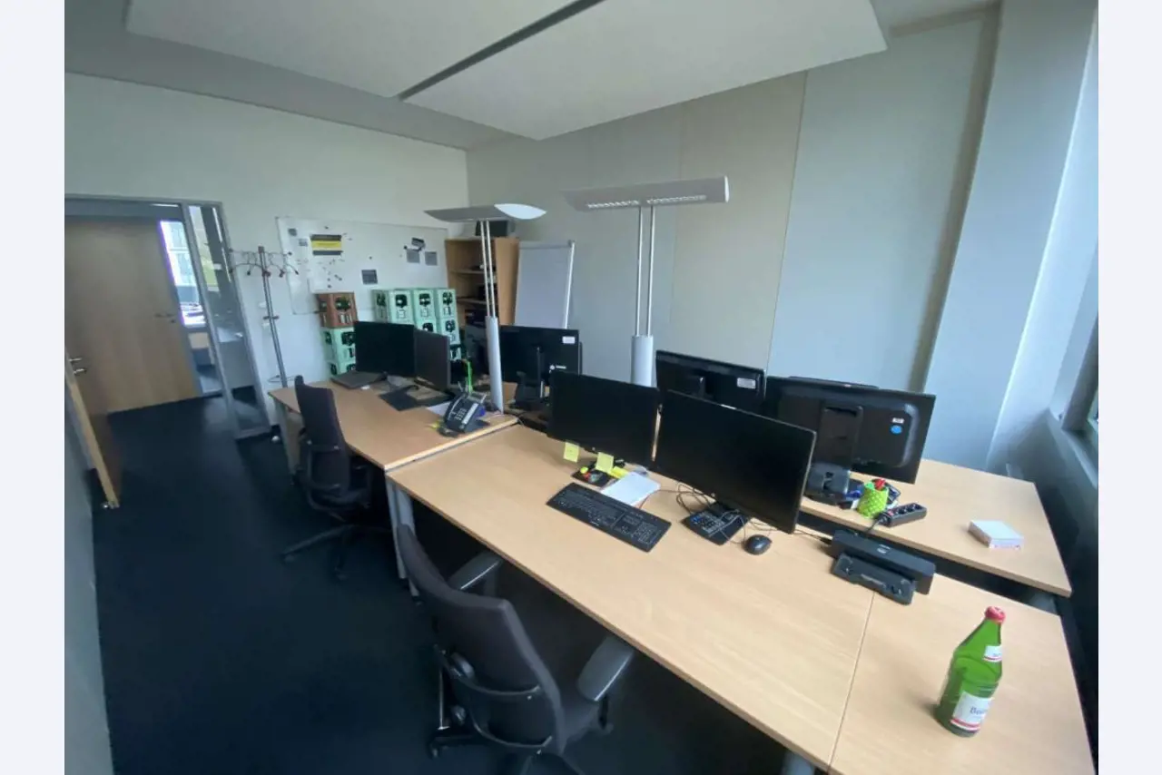 Sale of the no longer needed assets formerly used by an international manufacturer of wind turbines-2