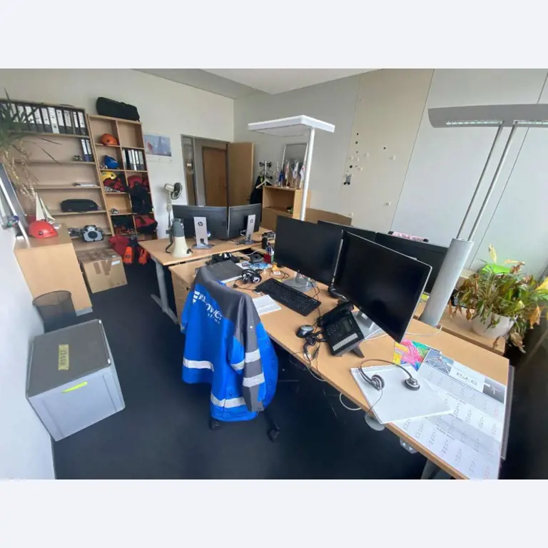 Sale of the no longer needed assets formerly used by an international manufacturer of wind turbines
-2