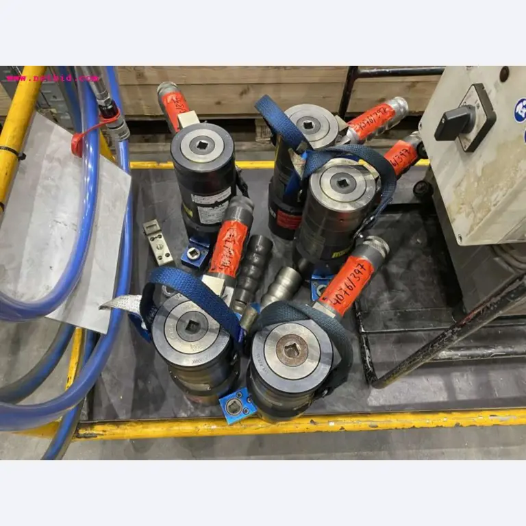 Sale of the no longer needed assets formerly used by an international manufacturer of wind turbines
-3