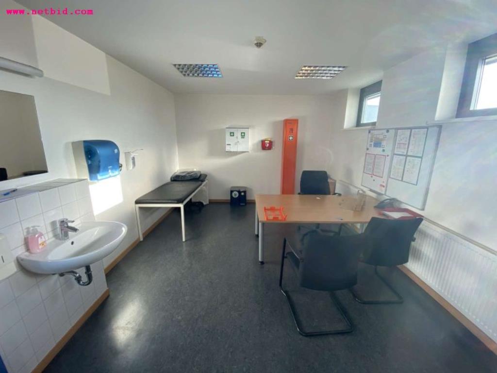 Sale of the no longer needed assets formerly used by an international manufacturer of wind turbines

-1