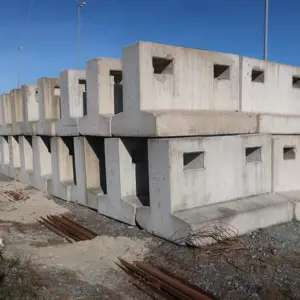 190 Concrete support blocks (gondola)