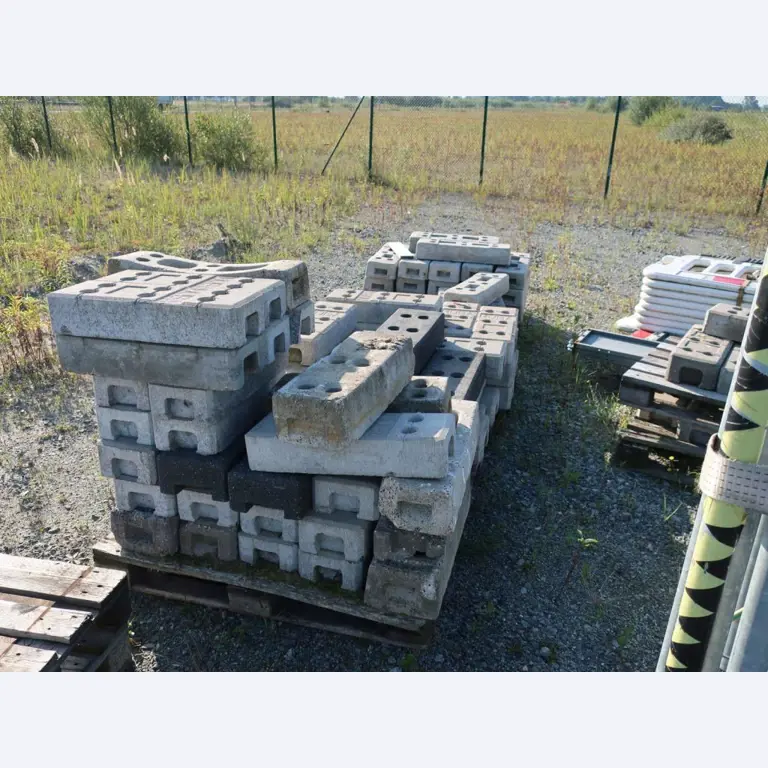 Commercialisation des actifs libérés par un fabricant international d'éoliennes
-11