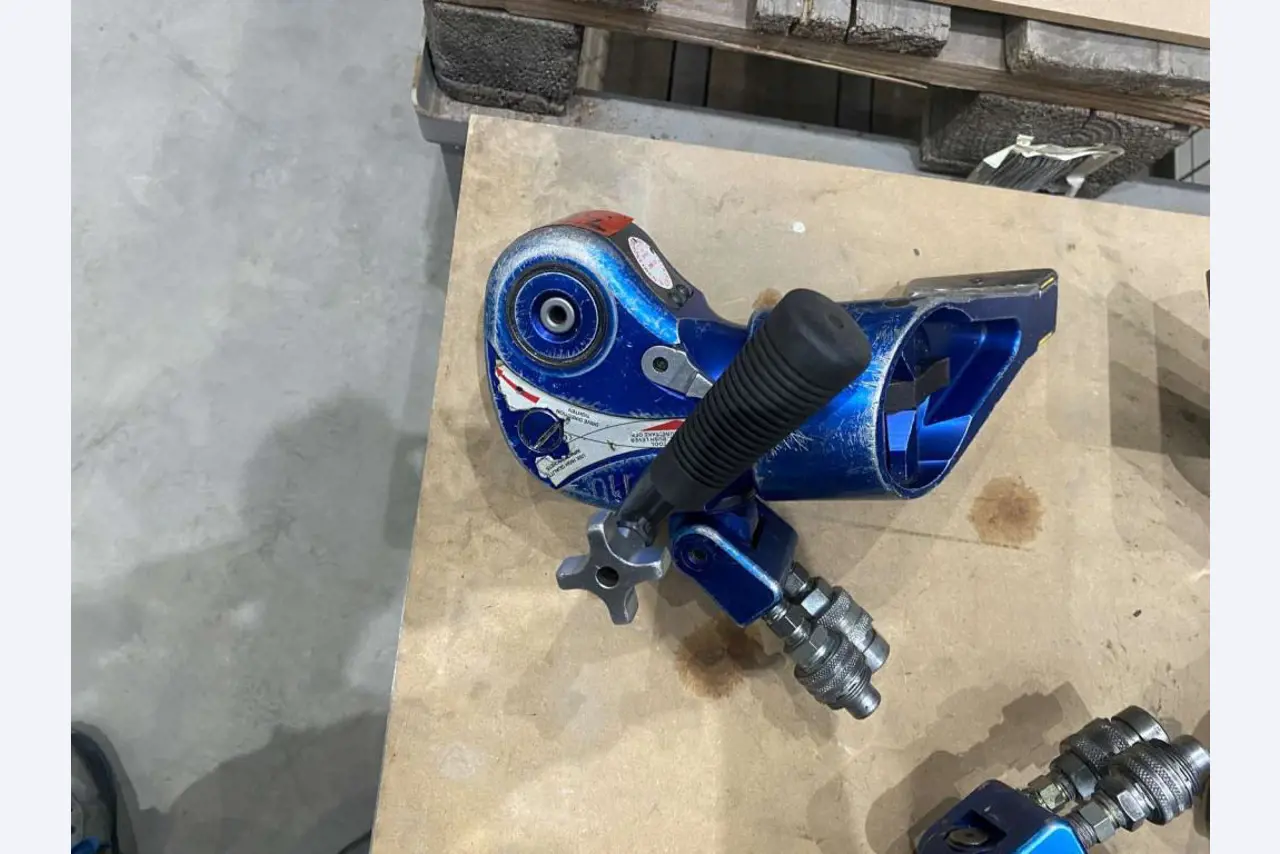 Sale of the no longer needed assets formerly used by an international manufacturer of wind turbines-1