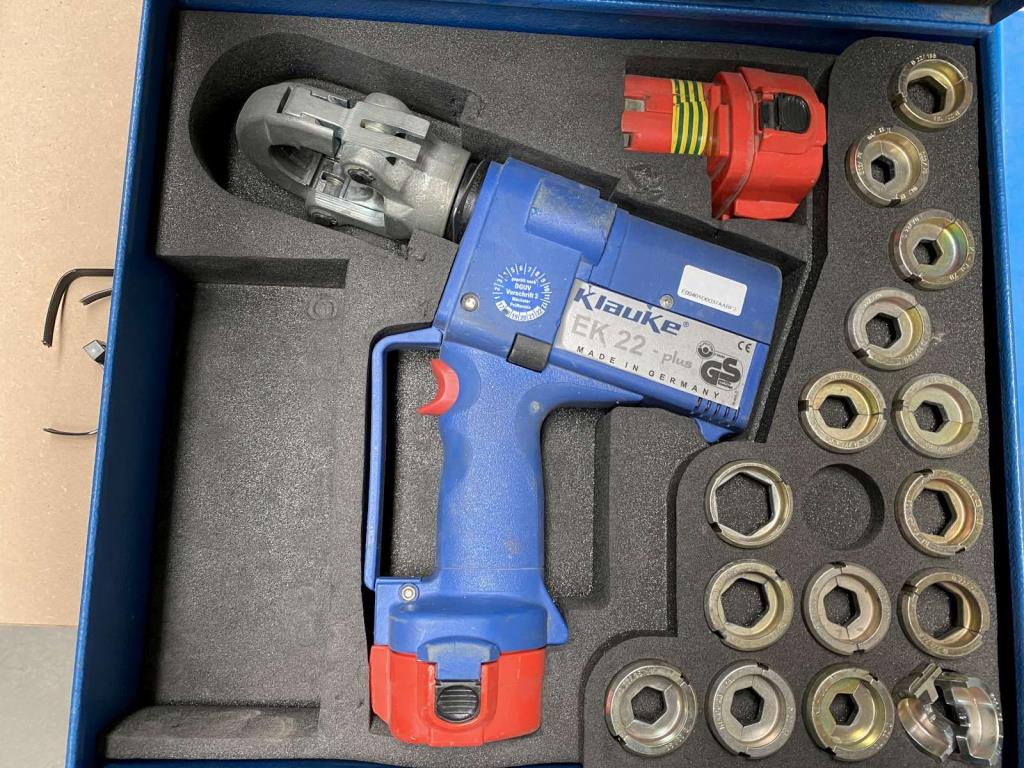 Sale of the no longer needed assets formerly used by an international manufacturer of wind turbines

-1