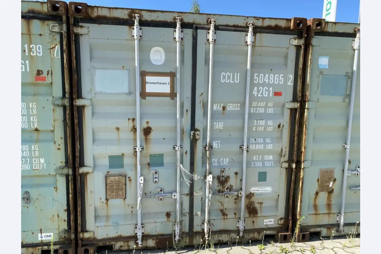 Conteneurs maritimes (10, 20, 40 pieds)<br> à partir du site de Bremerhaven-1