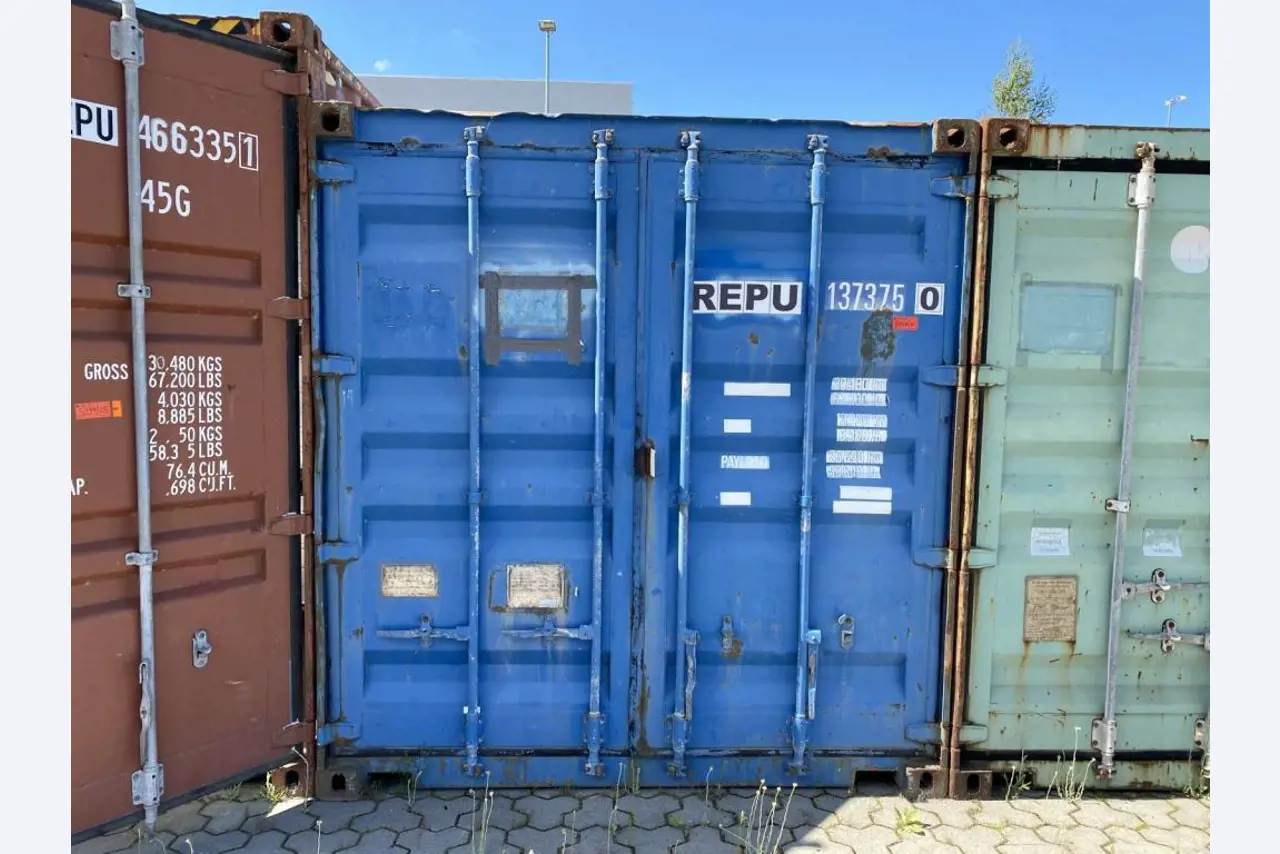 Morski zabojniki (10, 20, 40 čevljev)<br> iz lokacije Bremerhaven-1