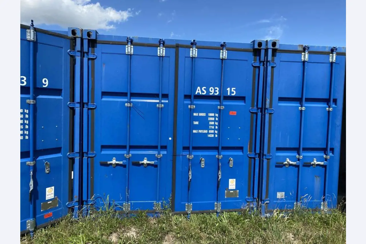 Seecontainer (10, 20, 40 Fuß)<br> ab Standort Bremerhaven-1