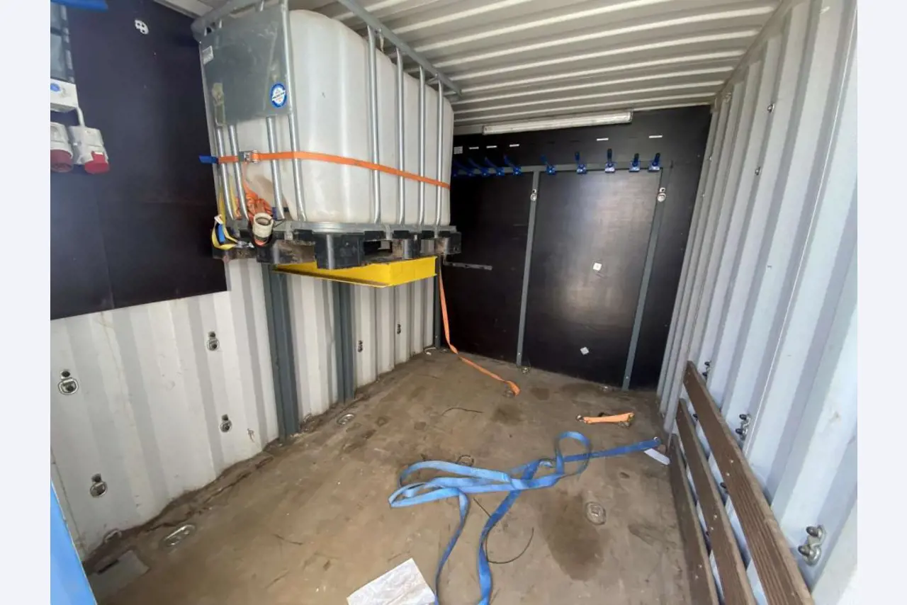 Contentores marítimos (10, 20, 40 pés)<br> a partir de Bremerhaven-3