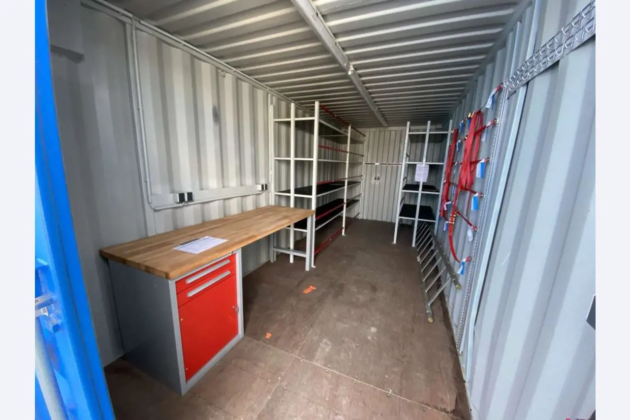 Kontenery morskie (10, 20, 40 stóp)<br> z lokalizacji Bremerhaven-2