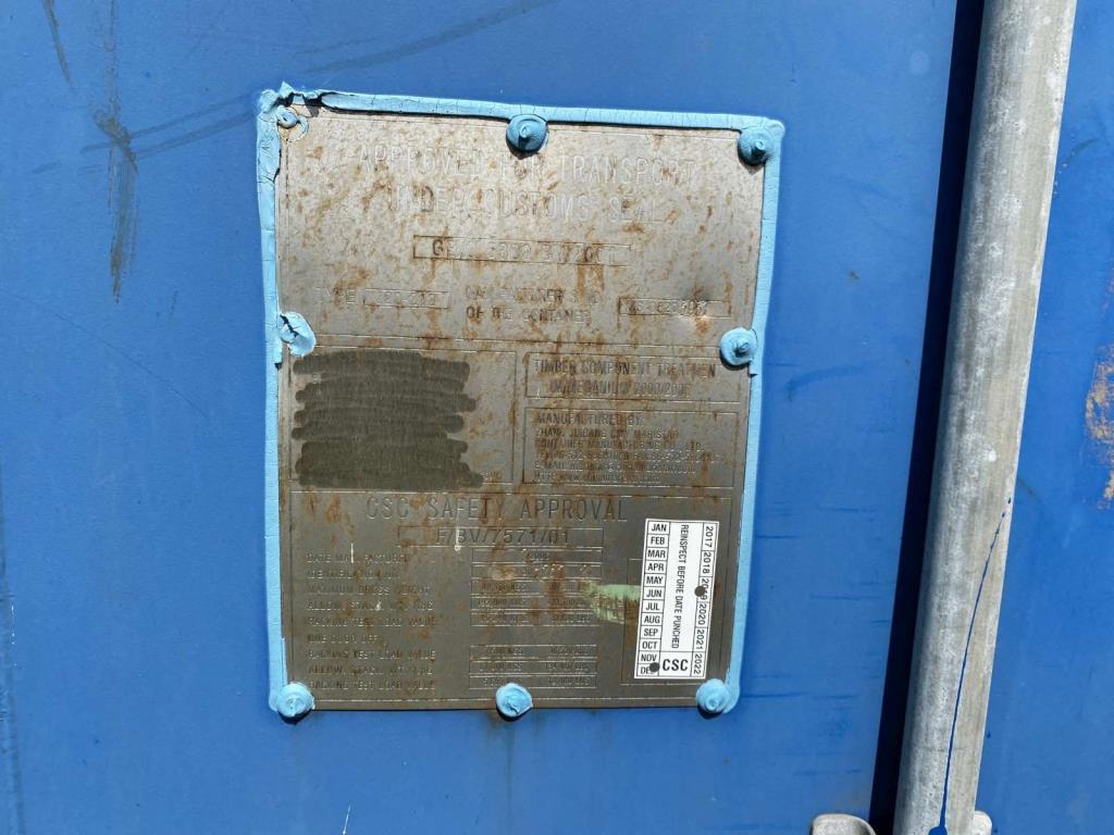 sea containers (10, 20, 40 ft.)<br> located at Bremerhaven (Germany)-3