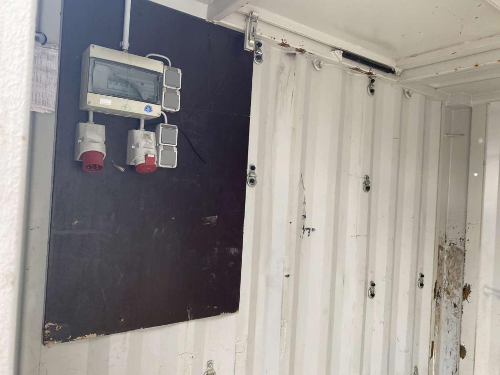 Seecontainer (10, 20, 40 Fuß)<br> ab Standort Bremerhaven-3