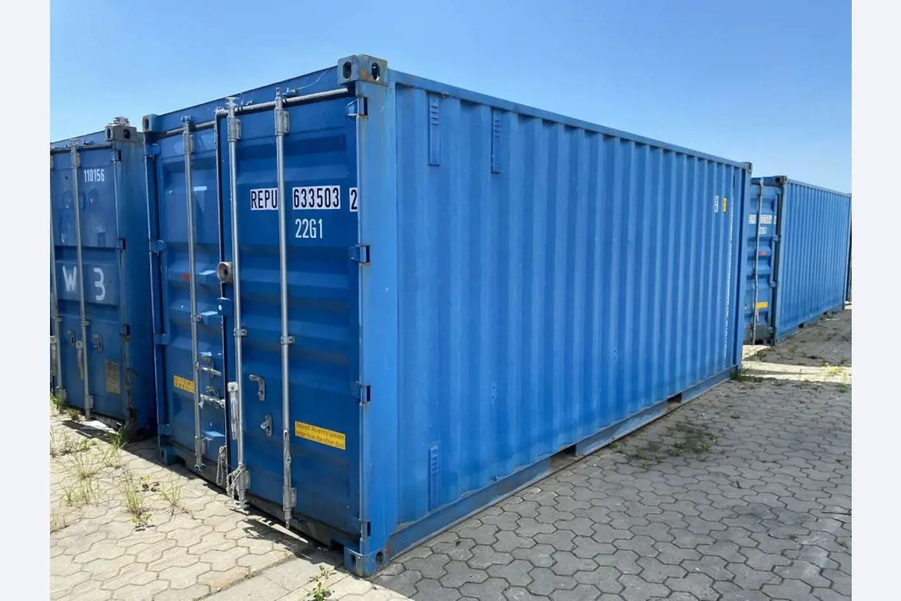 Kontenery morskie (10, 20, 40 stóp)<br> z lokalizacji Bremerhaven-1