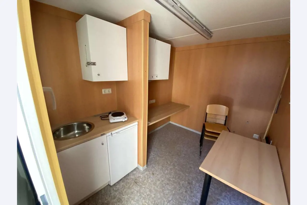 Kontenery morskie (10, 20, 40 stóp)<br> z lokalizacji Bremerhaven-5