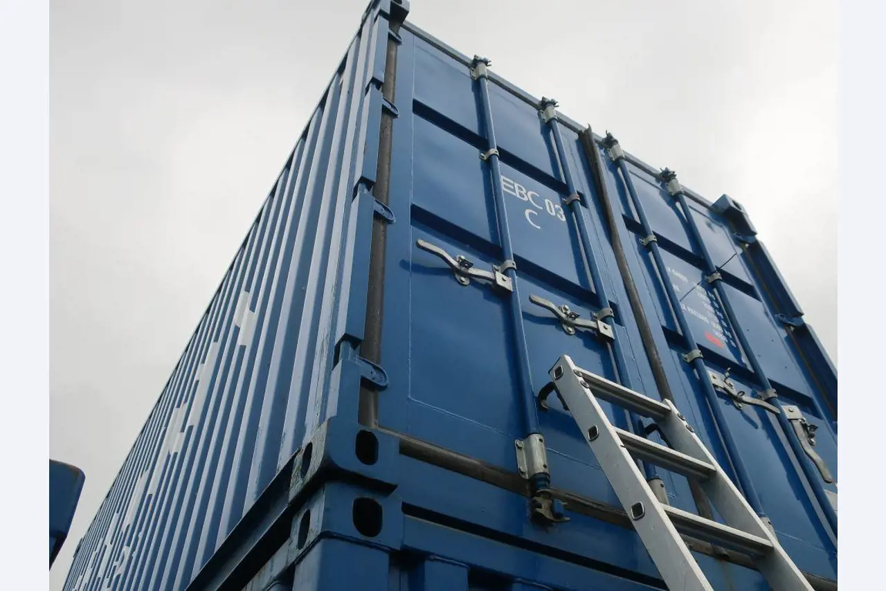 Seecontainer (10, 20, 40 Fuß)<br> ab Standort Bremerhaven-1