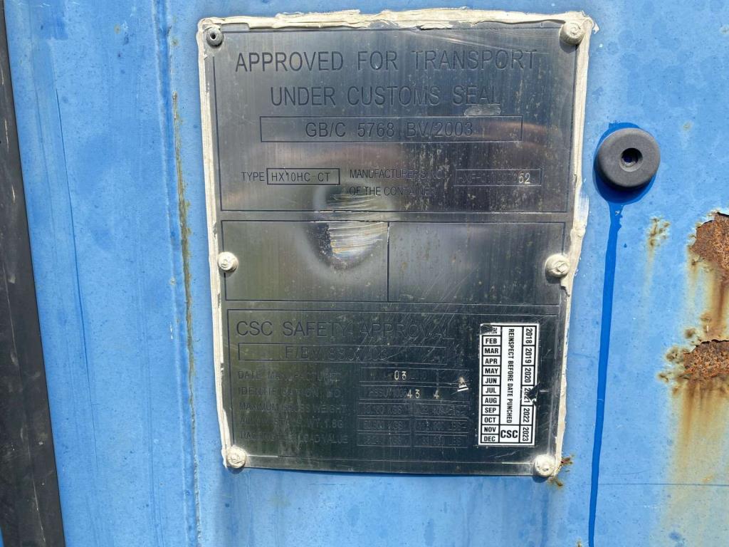 sea containers (10, 20, 40 ft.)<br> located at Bremerhaven (Germany)-4