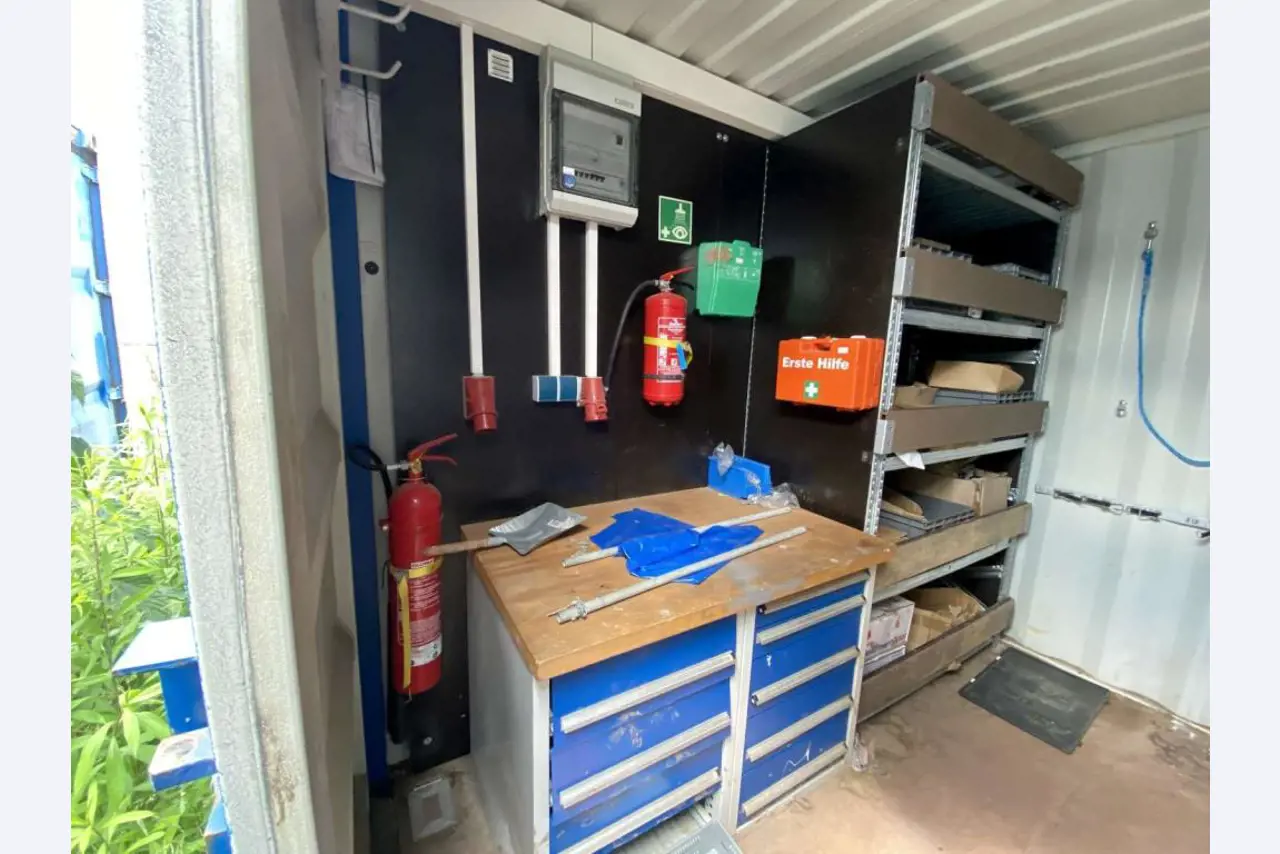 Seecontainer (10, 20, 40 Fuß)<br> ab Standort Bremerhaven-3