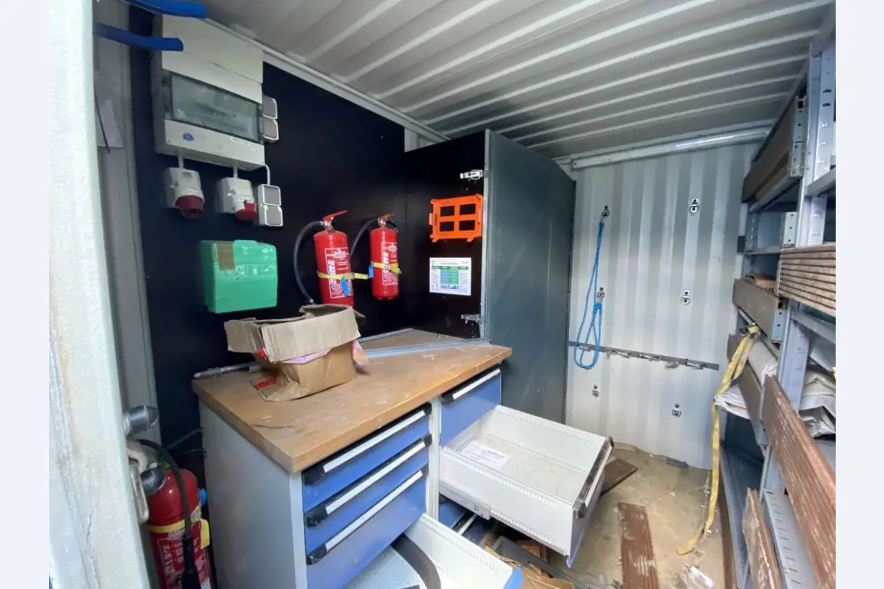 Seecontainer (10, 20, 40 Fuß)<br> ab Standort Bremerhaven-3