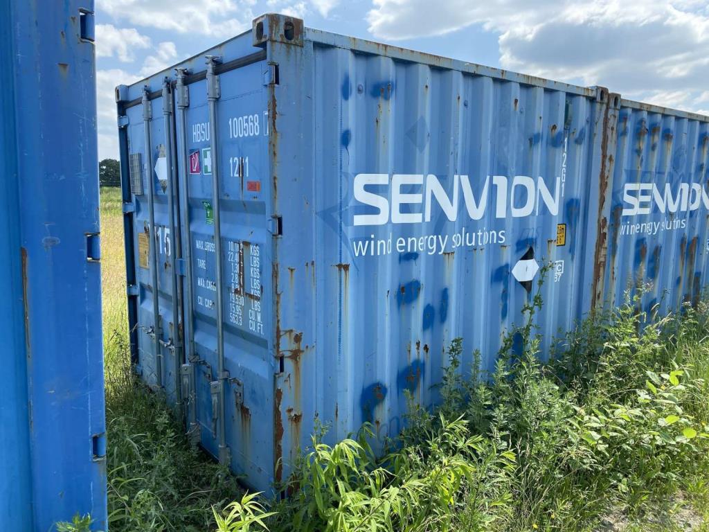 sea containers (10, 20, 40 ft.)<br> located at Bremerhaven (Germany)-1