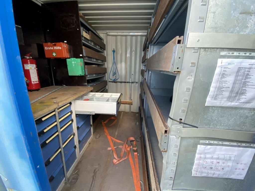 sea containers (10, 20, 40 ft.)<br> located at Bremerhaven (Germany)-2