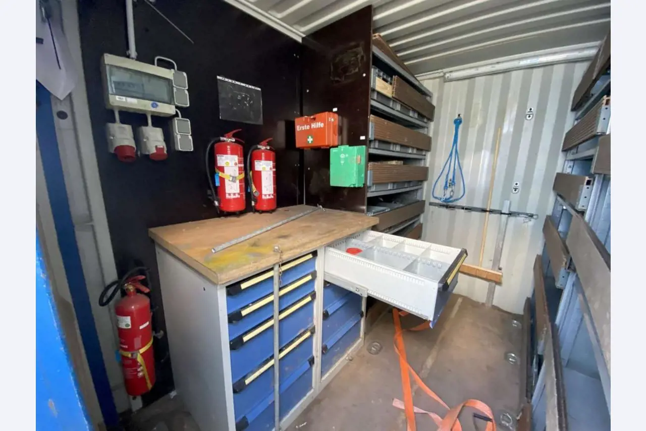 Zeecontainers (10, 20, 40 voet)<br> vanuit Bremerhaven-3