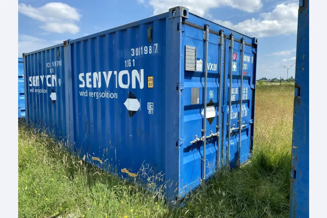 Kontenery morskie (10, 20, 40 stóp)<br> z lokalizacji Bremerhaven-1