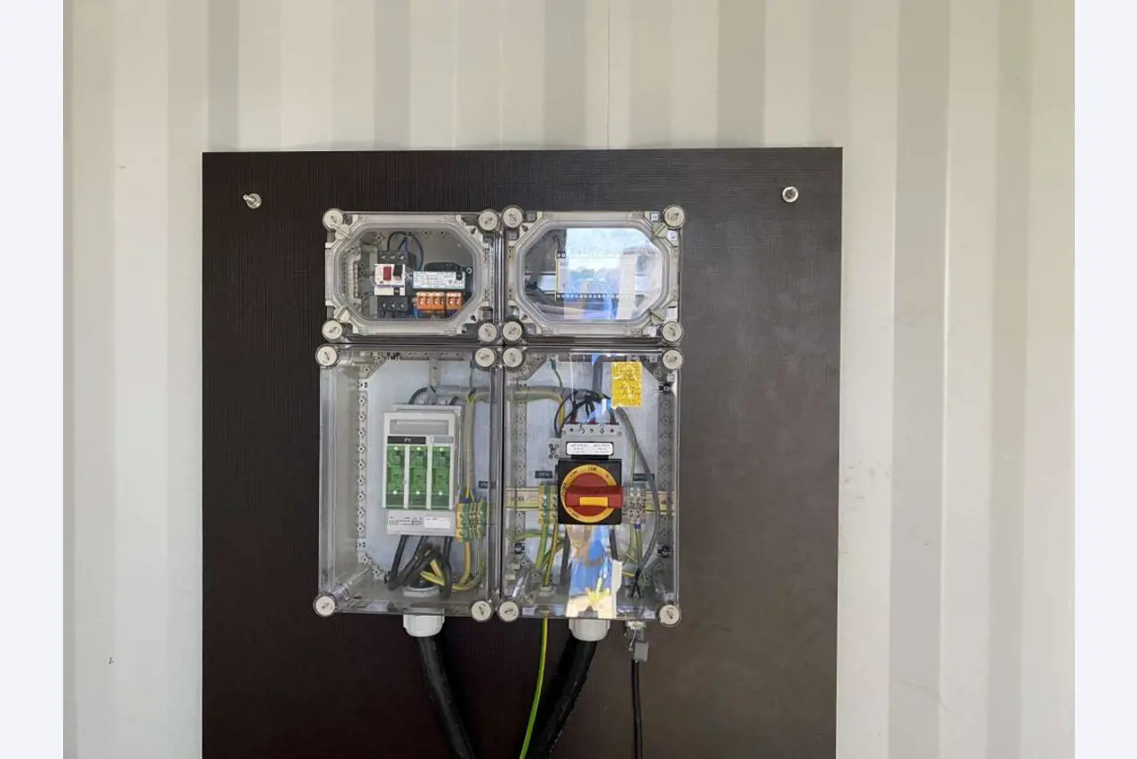 Kontenery morskie (10, 20, 40 stóp)<br> z lokalizacji Bremerhaven-5