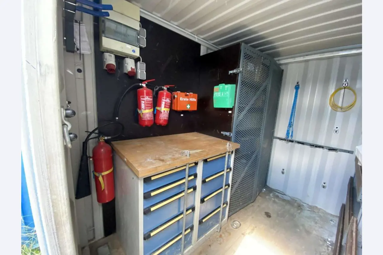 Seecontainer (10, 20, 40 Fuß)<br> ab Standort Bremerhaven-3