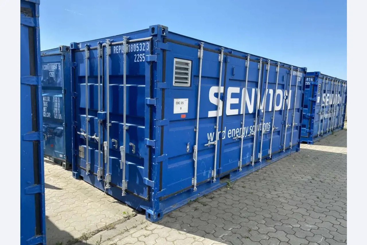 Kontenery morskie (10, 20, 40 stóp)<br> z lokalizacji Bremerhaven-1