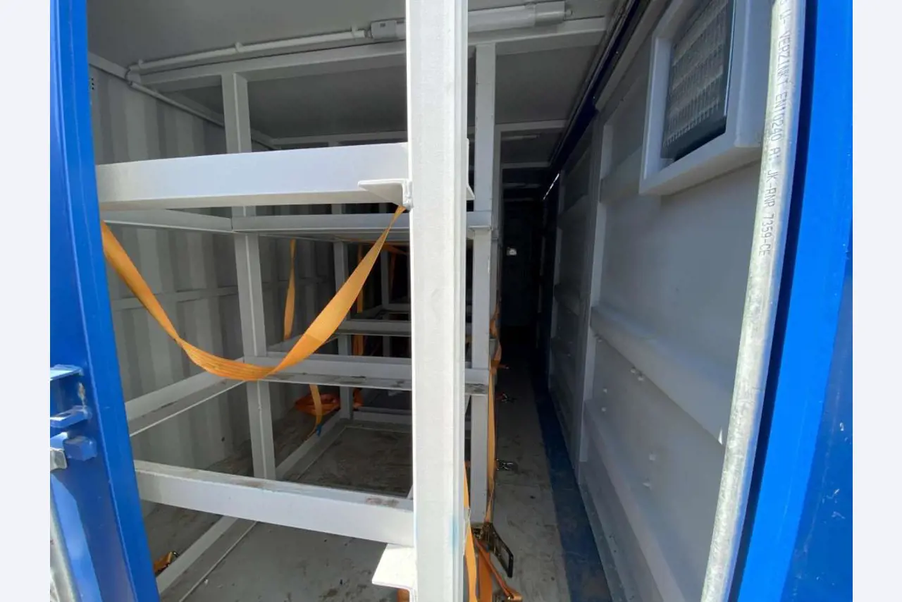 Kontenery morskie (10, 20, 40 stóp)<br> z lokalizacji Bremerhaven-2