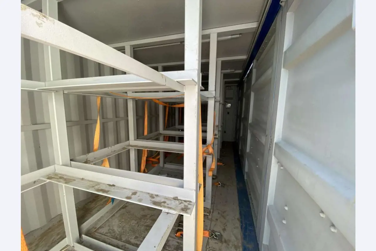 Kontenery morskie (10, 20, 40 stóp)<br> z lokalizacji Bremerhaven-3