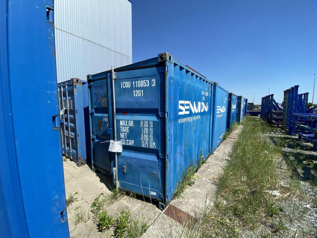 sea containers (10, 20, 40 ft.)<br> located at Bremerhaven (Germany)-1