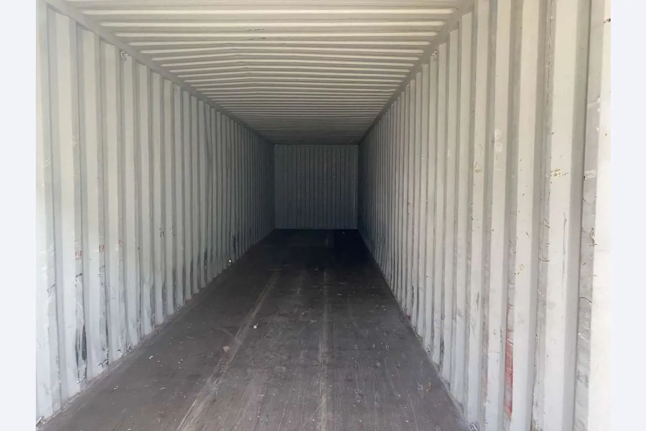 Námořní kontejnery (10, 20, 40 stop)<br> z lokality Bremerhaven-3