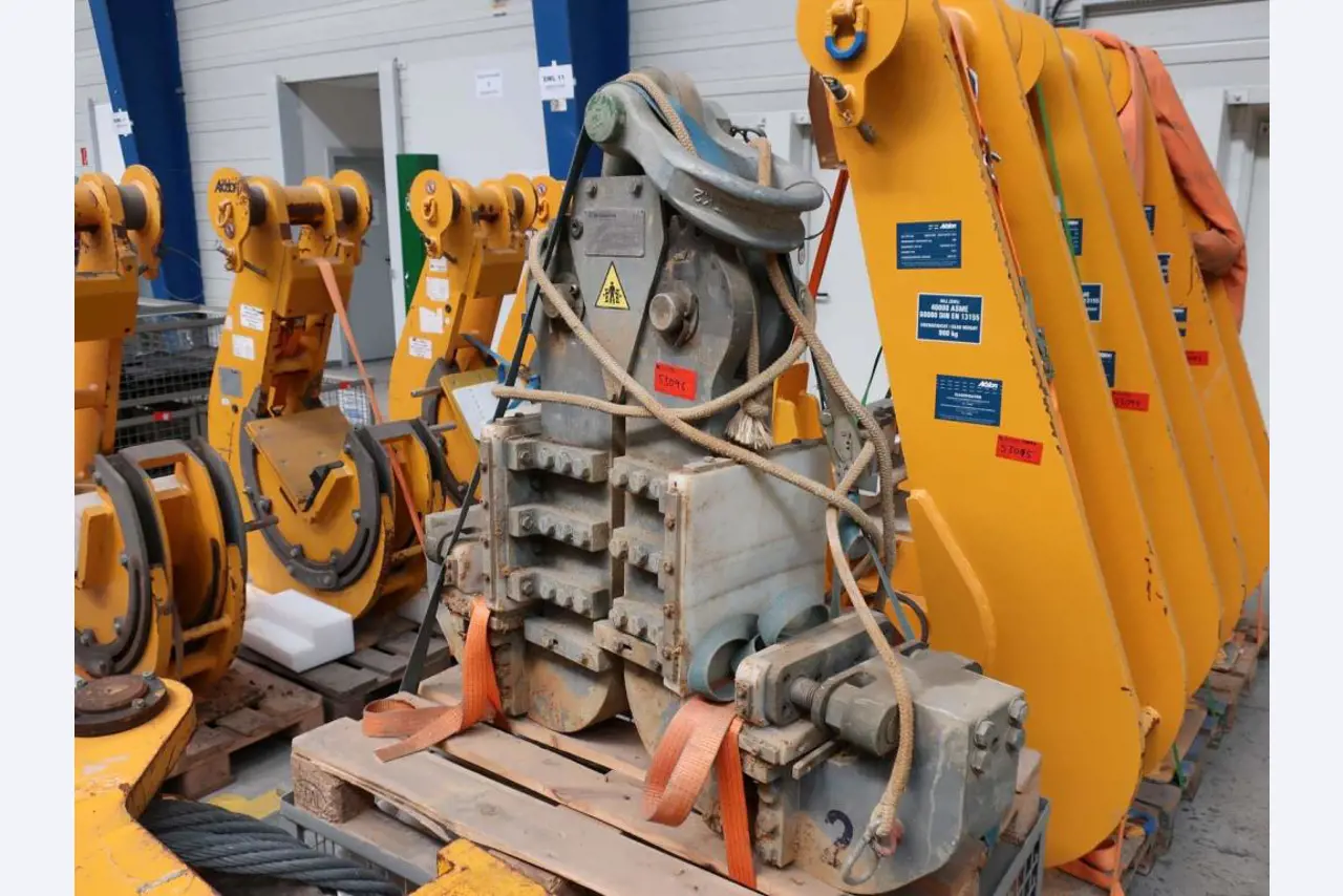 Sale of the no longer needed assets formerly used by an international manufacturer of wind turbines-1