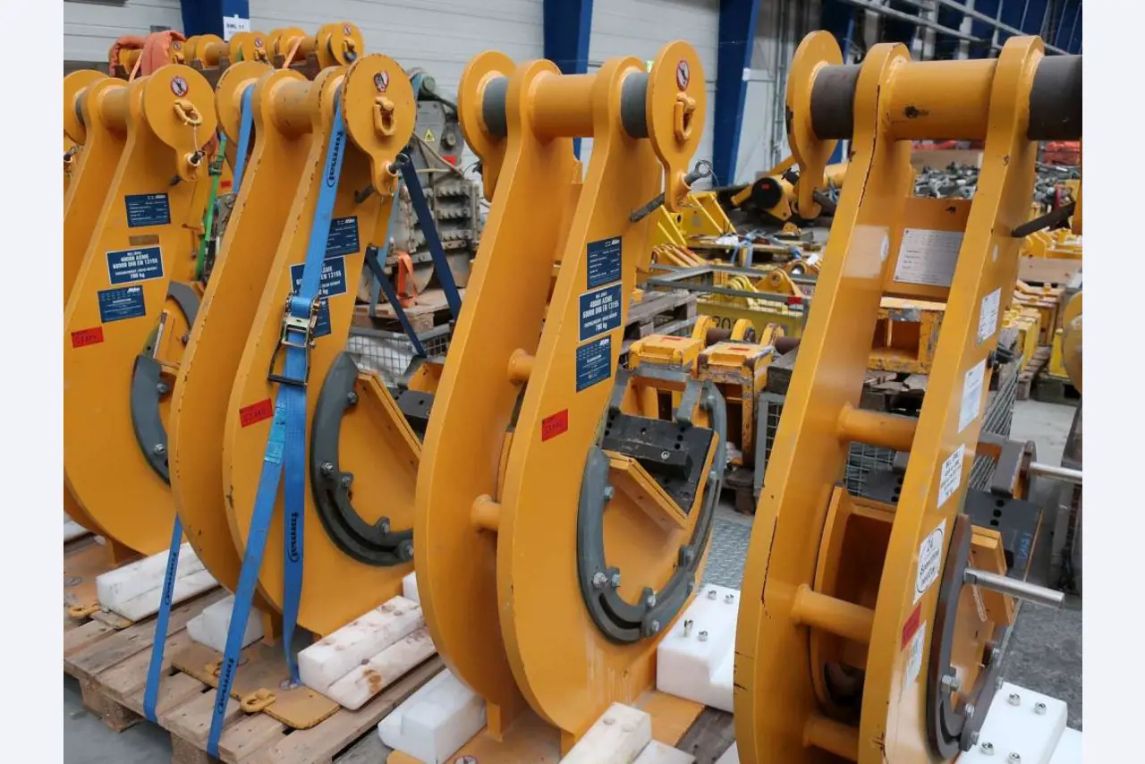 Sale of the no longer needed assets formerly used by an international manufacturer of wind turbines-1