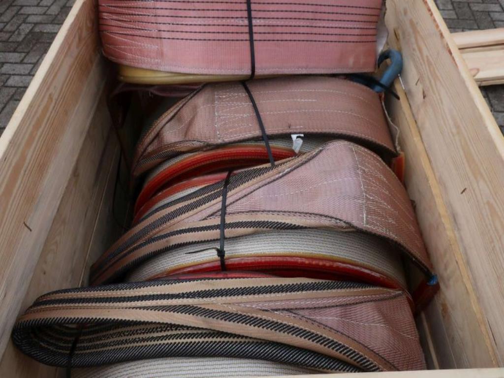 Vermarktung der freiwerdenden Assets eines internationalen Herstellers von Windenergieanlagen
-13