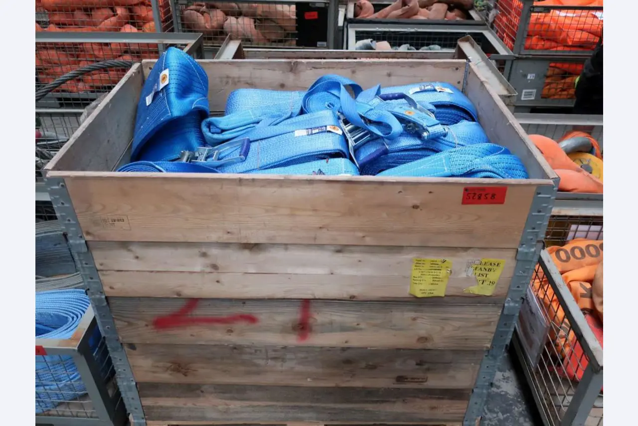 Vermarktung der freiwerdenden Assets eines internationalen Herstellers von Windenergieanlagen
-4