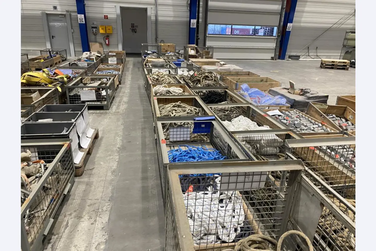 Vermarktung der freiwerdenden Assets eines internationalen Herstellers von Windenergieanlagen
-6