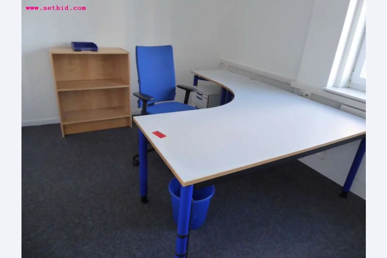 Sale of the no longer needed assets formerly used by an international manufacturer of wind turbines-27