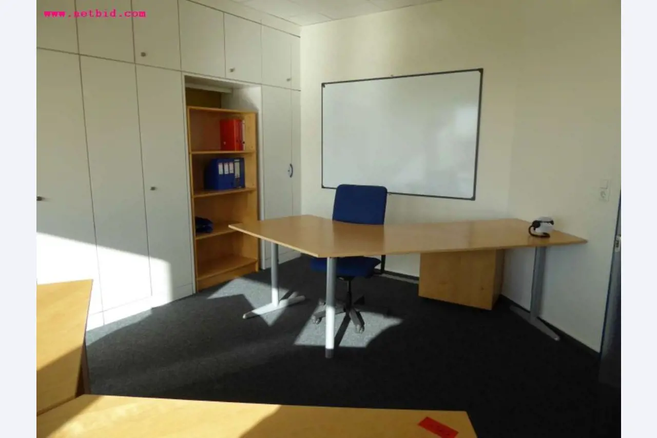 Sale of the no longer needed assets formerly used by an international manufacturer of wind turbines-35