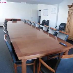 Meeting table