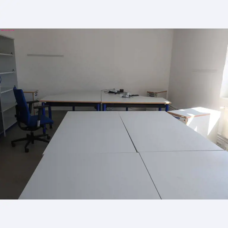 Sale of the no longer needed assets formerly used by an international manufacturer of wind turbines
-11