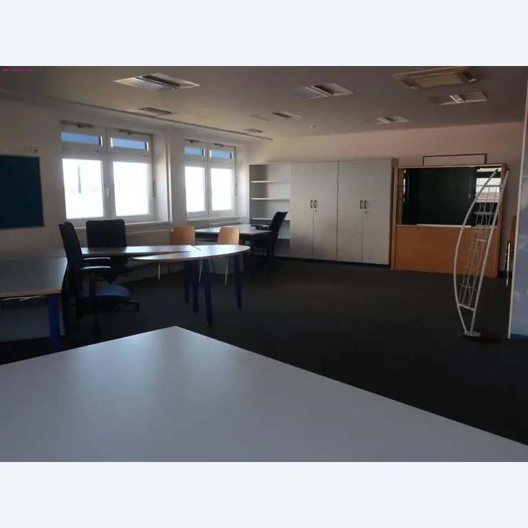 Sale of the no longer needed assets formerly used by an international manufacturer of wind turbines
-14