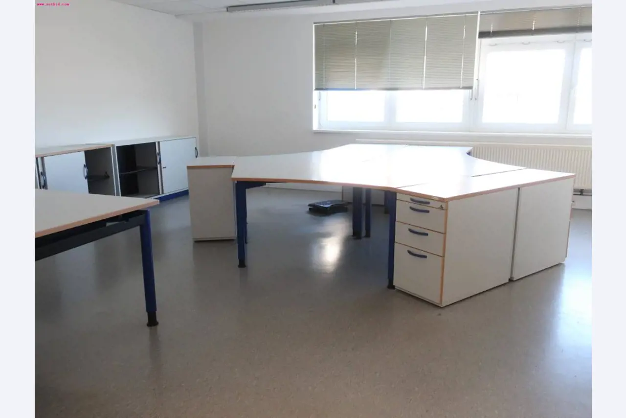 Sale of the no longer needed assets formerly used by an international manufacturer of wind turbines
-1