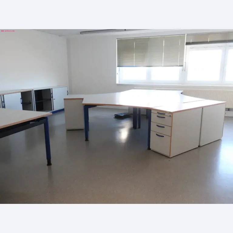 Sale of the no longer needed assets formerly used by an international manufacturer of wind turbines
-1