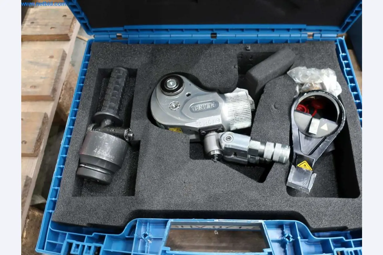 Sale of the no longer needed assets formerly used by an international manufacturer of wind turbines
-1