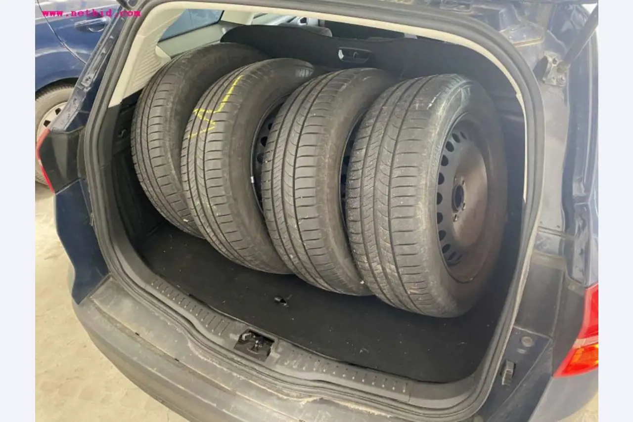 Commercialisation des actifs libérés par un fabricant international d'éoliennes
-10